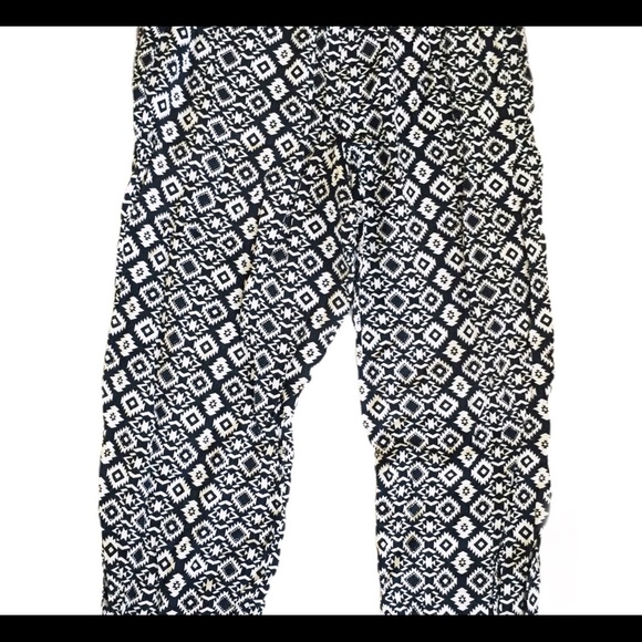 ZUNIE (Nordstrom) Geo Print Jumpsuit With Back Bow Detail Black/Pink Girl 10Y - Picture 10 of 12